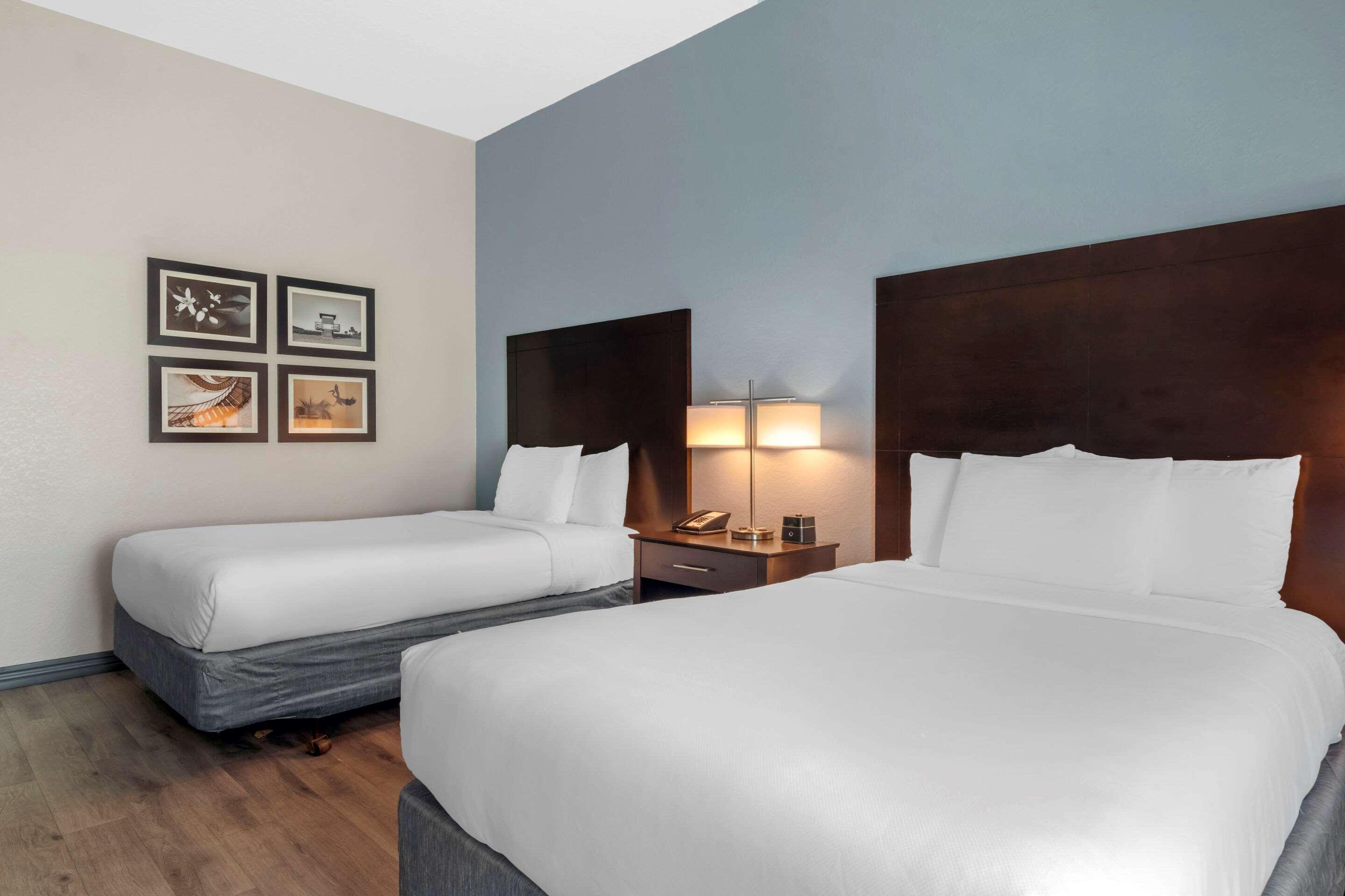 Comfort Inn & Suites Melbourne-Viera Exterior foto