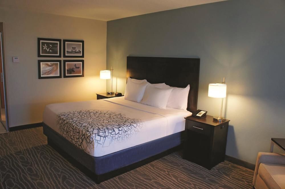 Comfort Inn & Suites Melbourne-Viera Exterior foto